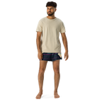 WOXWILD All-over Shorts — Nachtfuchs, Speed-Lines, beide Panels — Vorderansicht · dropFORGE
