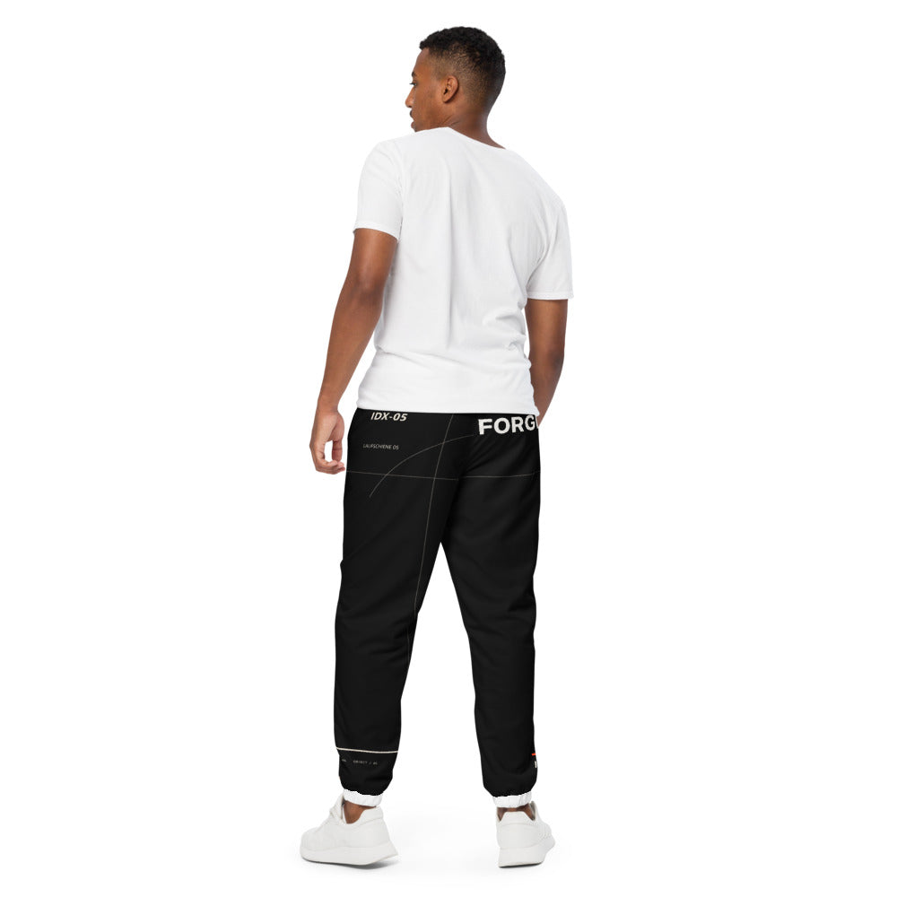 forge INDEX 35 — Laufschiene 05 · Track Pants – Printful-Mockup 1