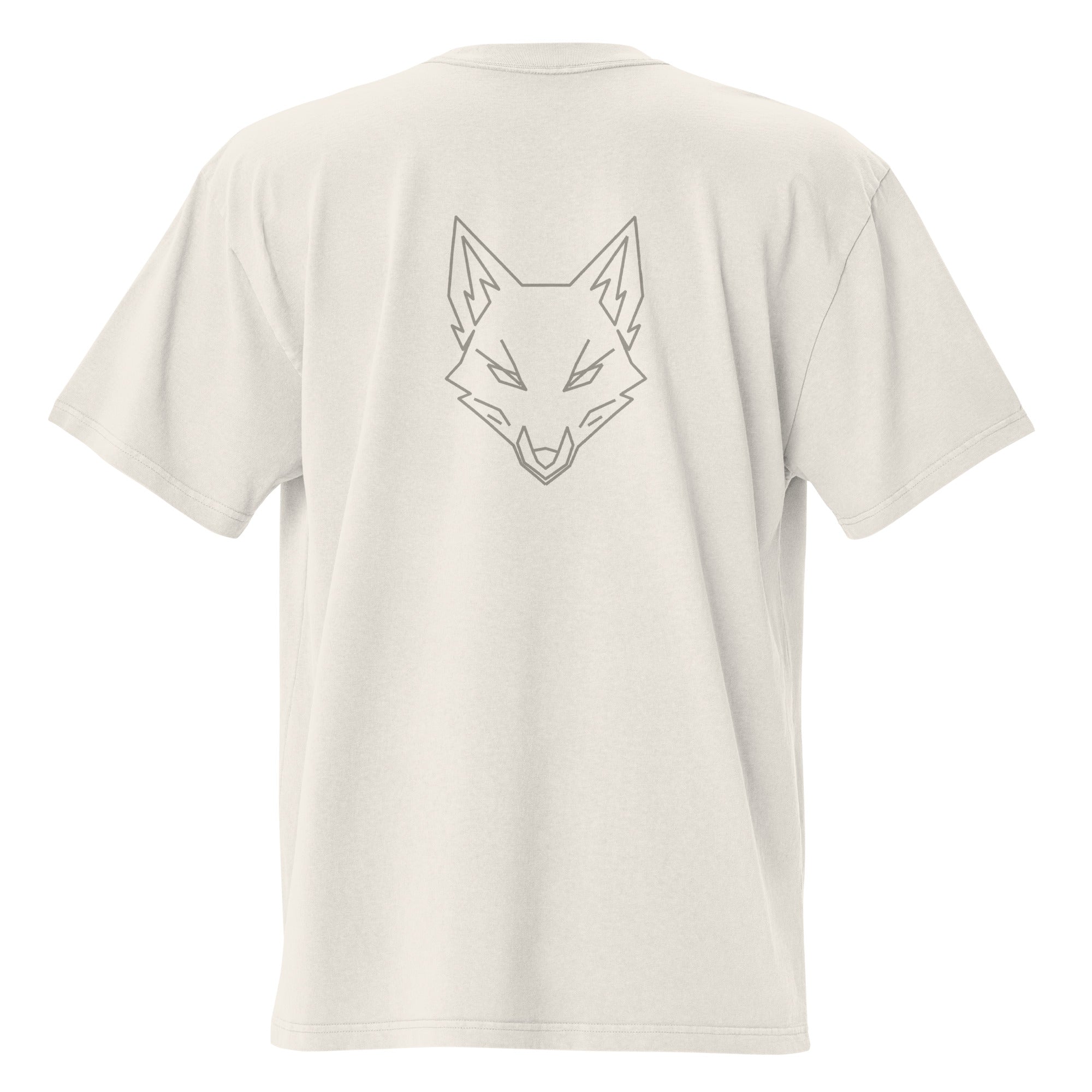 WOXWILD Studio Boxy Tee — Ghost-Fuchs auf Sand — Produktansicht 4
