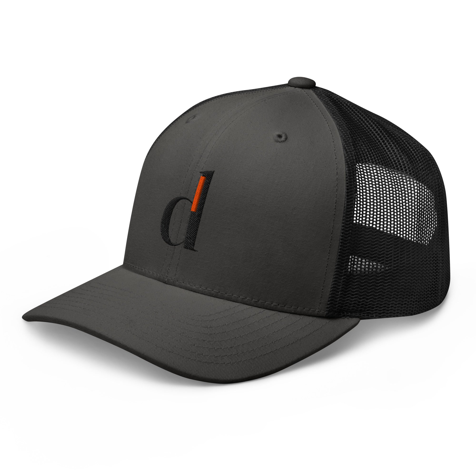 forge signature Spätschicht 01 Cap in Charcoal und Schwarz, schräge Vorderansicht