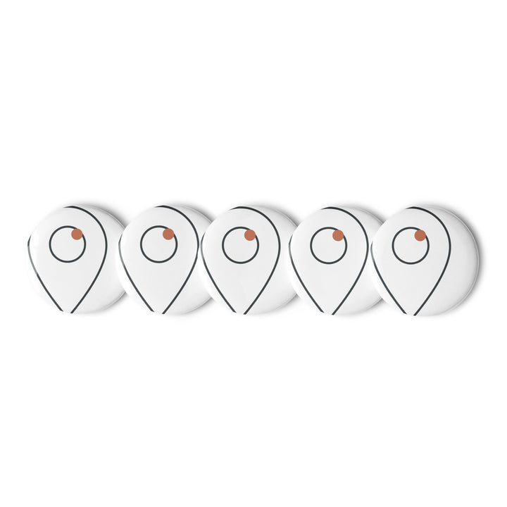 The Waypoint Cap Companion Pin, Ansicht der Rückseite mit Befestigung