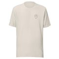 waymark Waypoint Tee 01 in Heather Dust – Frontansicht mit kleiner Brustmarke