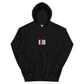 iPii.TV Daily Home Mode Hoodie in Schwarz – Vorderansicht mit kleinem Vier-Balken-Zeichen